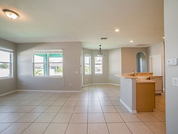 3rd image of 3024 Grasmere View Pkwy