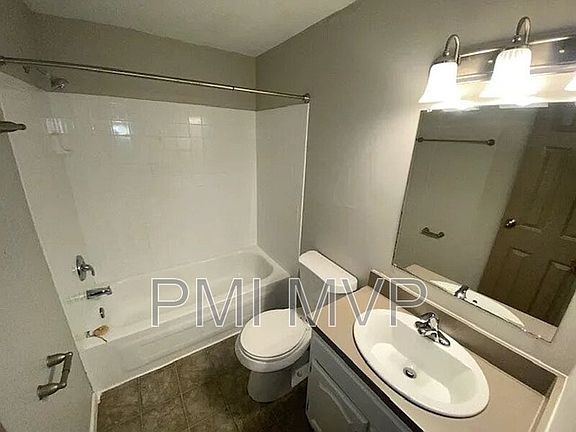 5th image of 7274 Broadwyn Dr