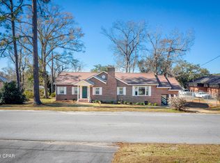 700 2nd St, Chipley, FL 32428