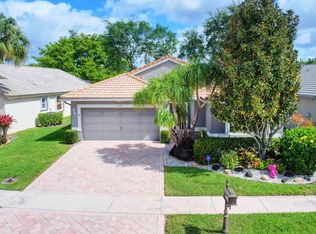 6757 Sun River Rd, Boynton Beach, FL 33437