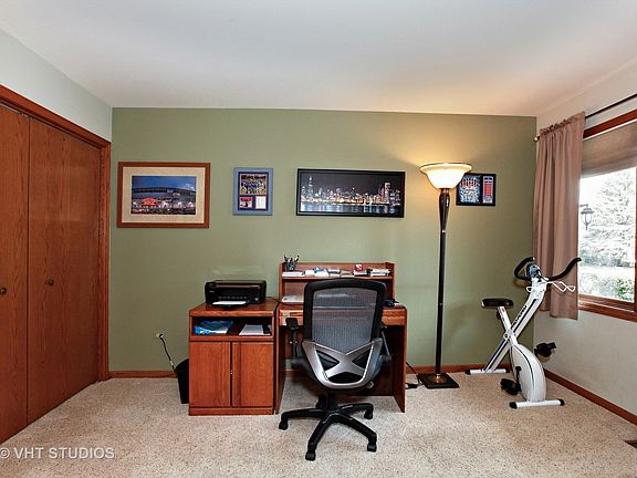 5th image of 17250 Lakebrook Dr