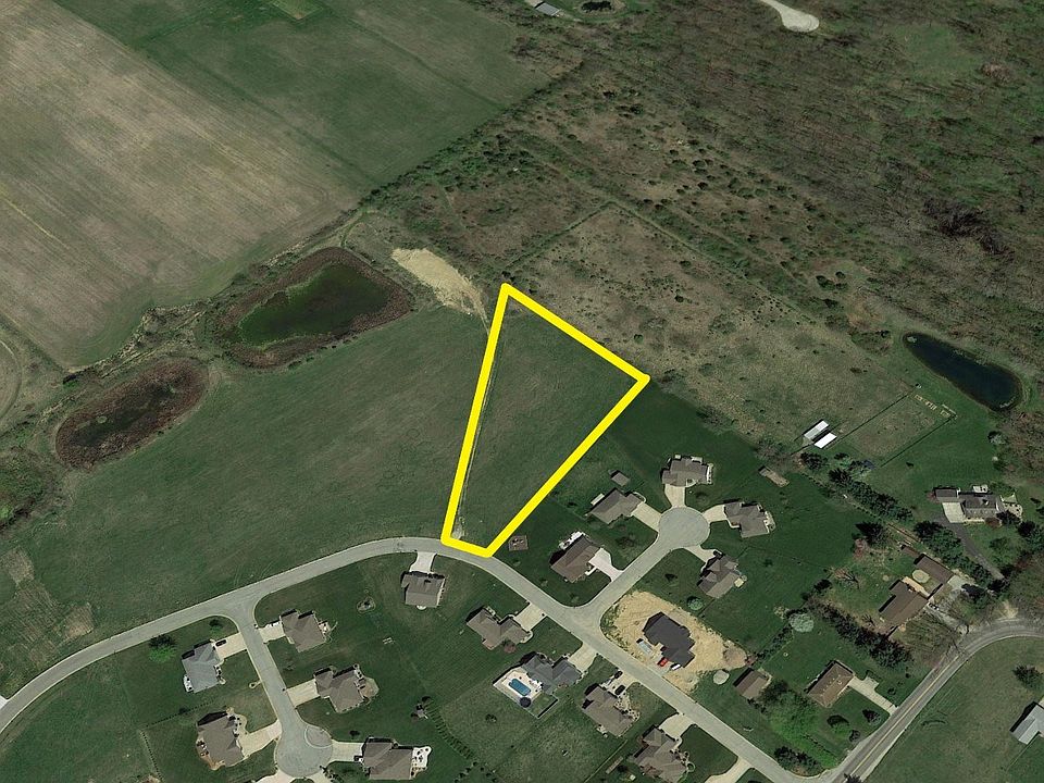 2nd image of 57374 E Emerald Chase Ln