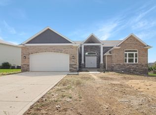 755 Lucano Way, Crown Point, IN 46307