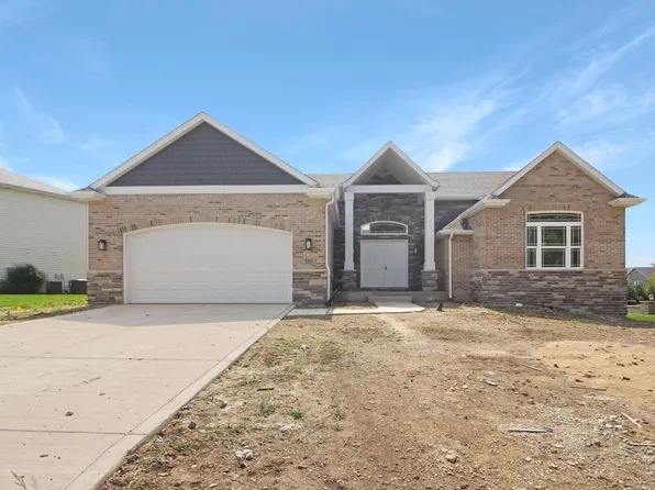 755 Lucano Way, Crown Point, IN 46307