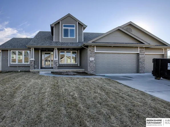 4311 Chennault St, Bellevue, NE 68123