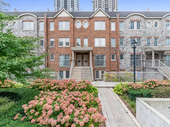 9 Windermere Ave #79, Toronto, ON M6S 5A4