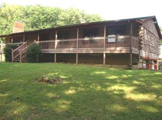 77 Rices Hill Rd, Natural Bridge, VA 24578