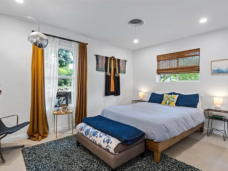 1809 Sylvan Dr — Photo 16