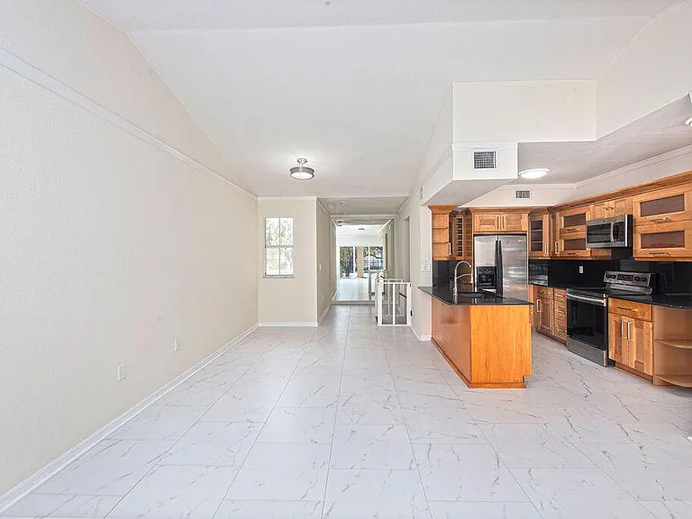 2400 Centergate Dr #202 — Photo 14