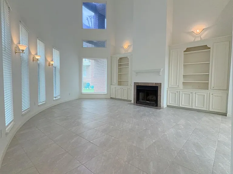 11852 Taylorcrest Rd #8 — Photo 6