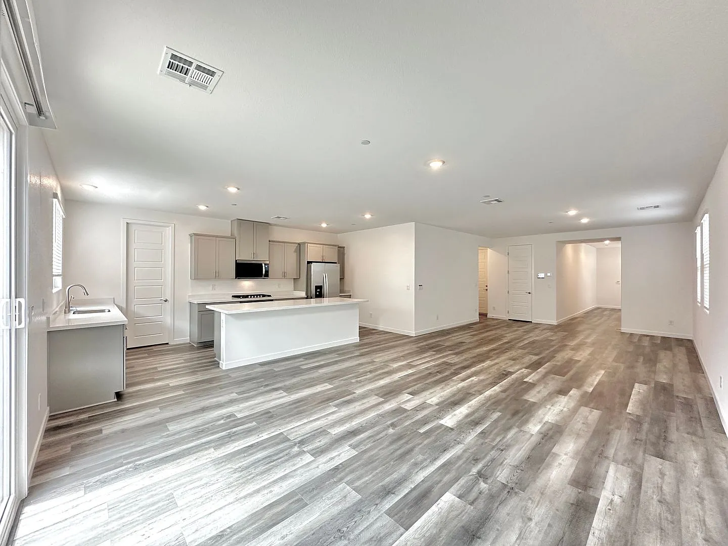 Cadence N7 Phase 3 Bay Falls — Photo 4