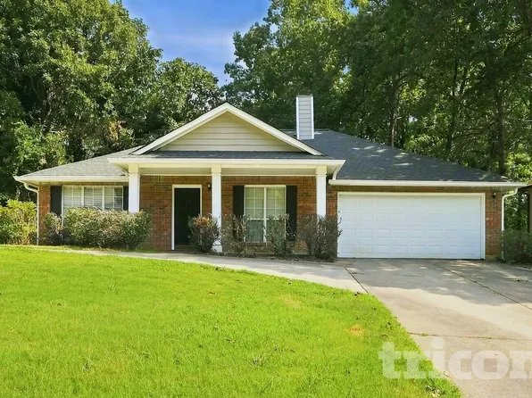 2805 Trotters Pointe Dr, Snellville, GA 30039