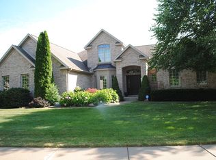 3281 Canopy Dr, Dewitt, MI 48820