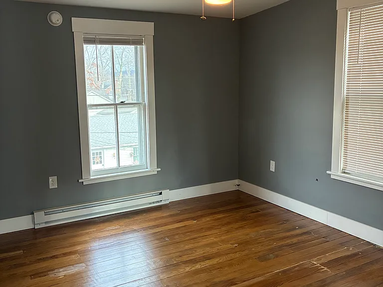521 Walnut St #B — Photo 3