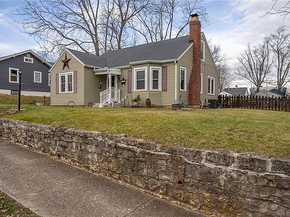 3rd image of 1117 Weng Ave