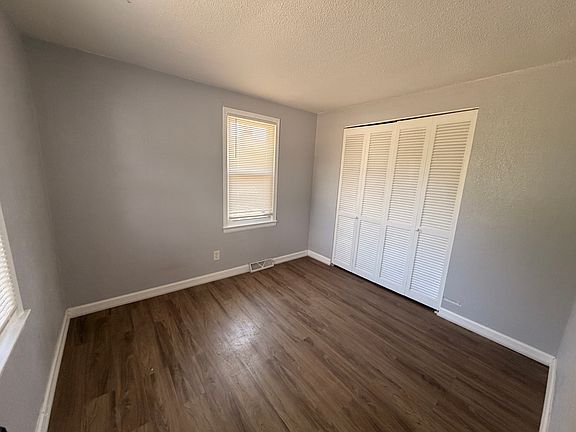 5th image of 1909 Northover Rd
