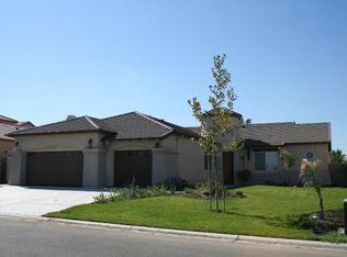 8895 Laguna Dr, Chowchilla, CA