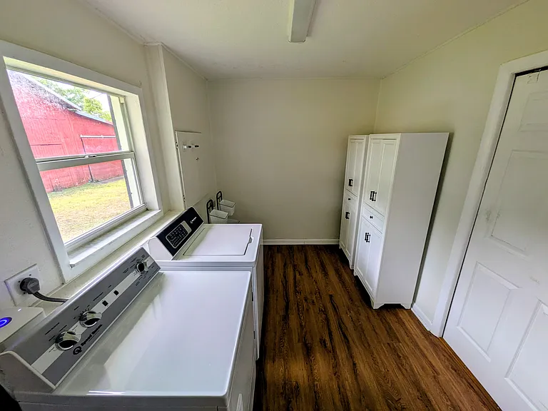 5740 Floy Dr — Photo 12