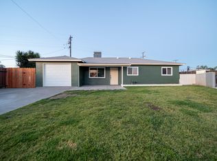 10955 Abby Ln, Hanford, CA 93230