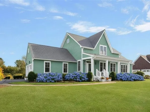 23 E Matunuck Farm Dr, South Kingstown, RI 02879