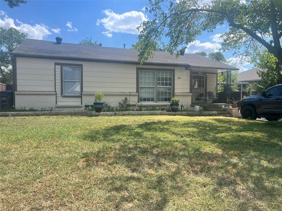 3890 Davila Dr, Dallas, TX 75220