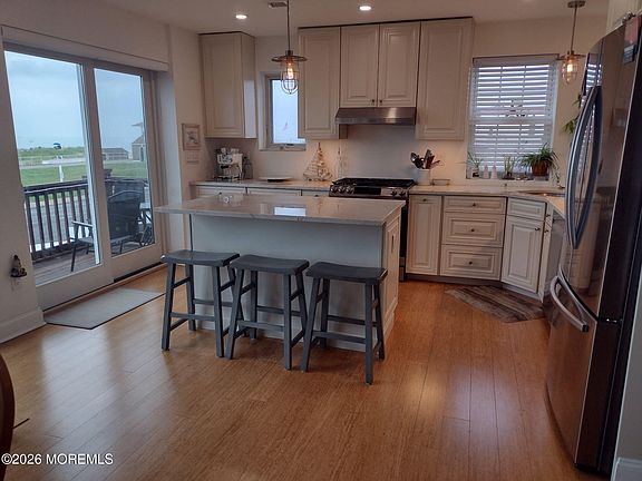 4th image of 711 Ocean Ave #1