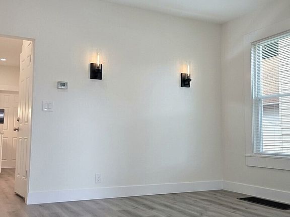 3rd image of 14 Meadow St #2
