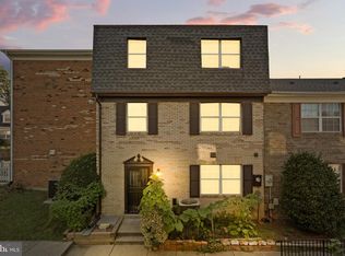 9856 Hagel Cir, Lorton, VA 22079