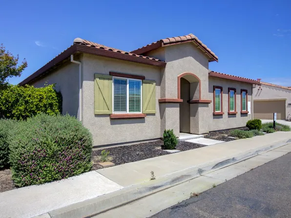 846 Grace Dr, Los Banos, CA 93635