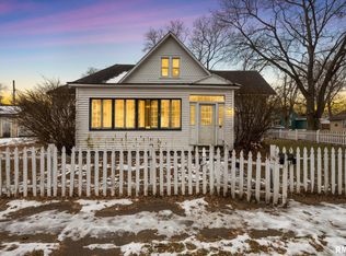 318 Washington St, Pekin, IL 61554