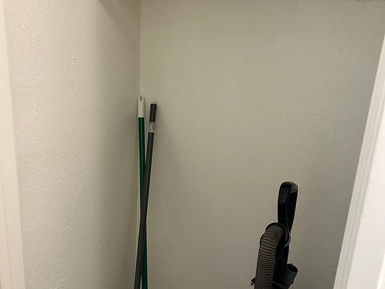 FULL CLOSET