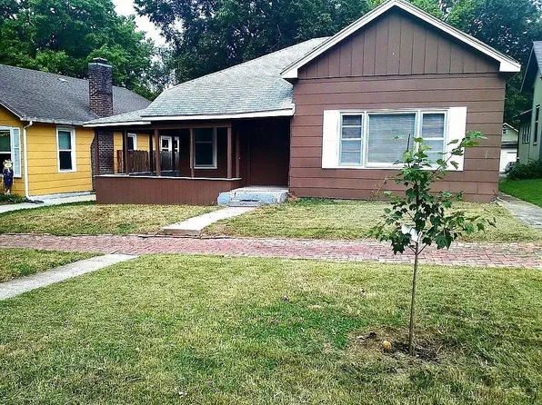 316 Vine St, Leavenworth, KS 66048