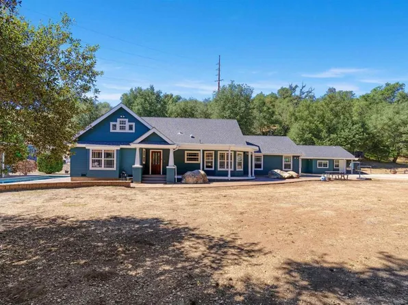 9928 Hulburd Grove Dr, Descanso, CA 91916