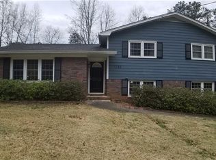 1182 Ramblewood Dr NE, Marietta, GA 30066