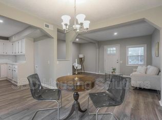 9603 E 31st St S, Independence, MO 64052