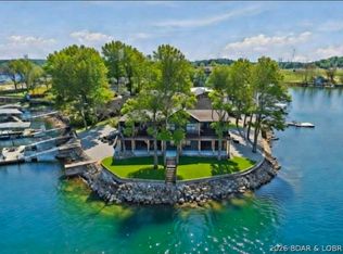 100 Nolands Point Dr, Sunrise Beach, MO 65079