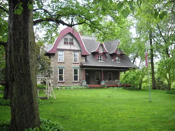 6075 Stateline Rd, South Beloit, IL 61080