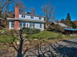8 Redwood Ln, East Stroudsburg, PA
