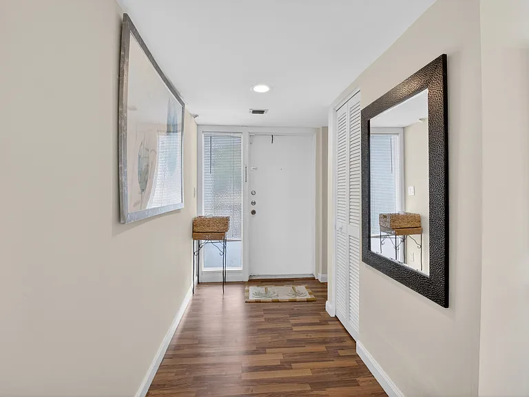 3604 Bridgewood Dr — Photo 6