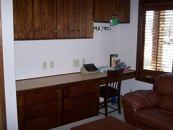 3rd image of 1411 Lee Ct