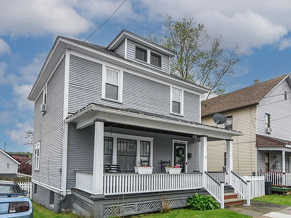2nd image of 1926 Smith Pl