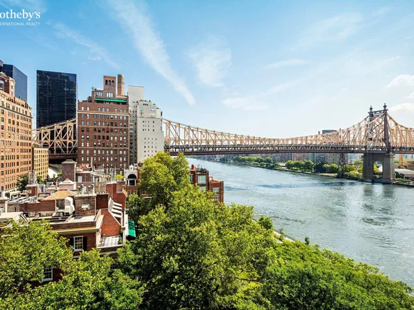 1 Sutton Place South image 7 of 15