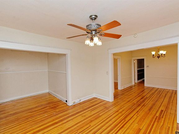5th image of 870 Washington Ave