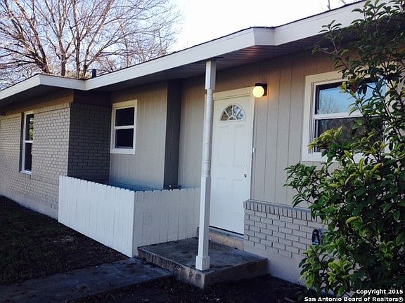 3rd image of 5110 Arrowhead Dr