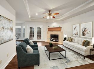 435 N Summit Ridge Dr, Point Venture, TX 78645