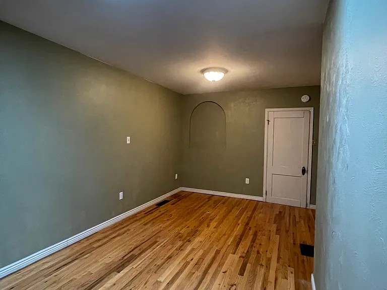 15 Wolfe Ave — Photo 14