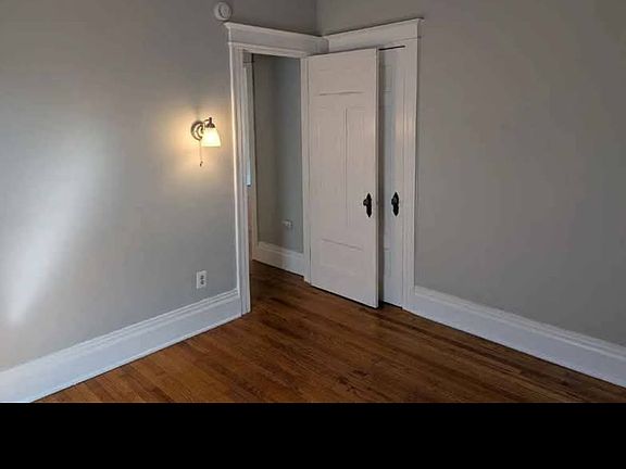 5th image of 1107 Monroe Ave #1107