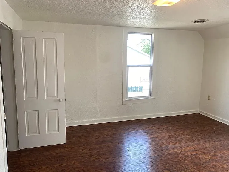 404 S Marion St — Photo 12