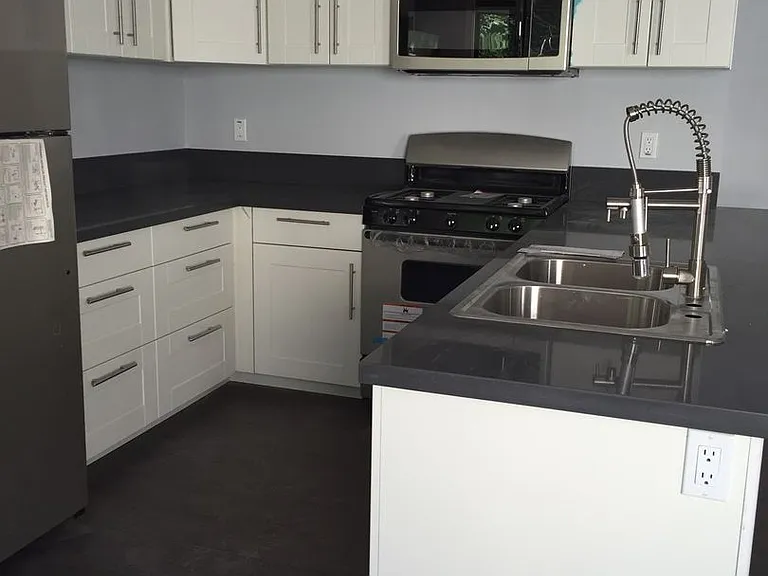 50 Granada Ave — Photo 9