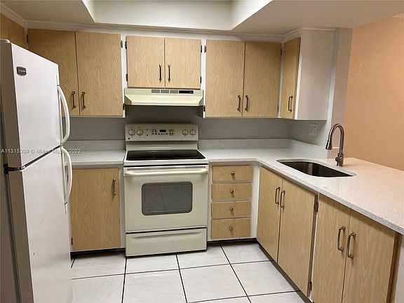 2nd image of 7407 NW 76th Ct #7407